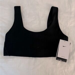 Nike Alate sports bra
